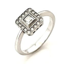 Zlatý prsten z bílého zlata...