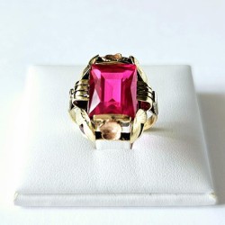 Masivní starožitný zlatý prsten – historický punc Lvíček 5,12 gramů