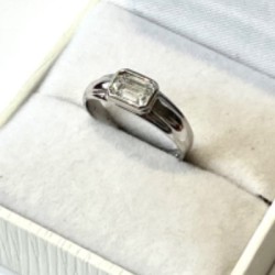 Zlatý prsten z bílého zlata 2,37 gramů