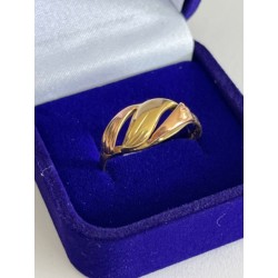 Zlatý prsten ze 14 karátového zlata – punc Čejka, 2,48 gr