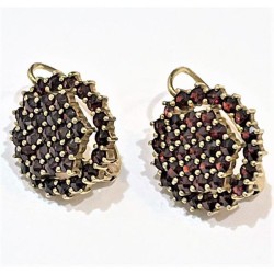 Stříbrné náušnice s přírodními granáty