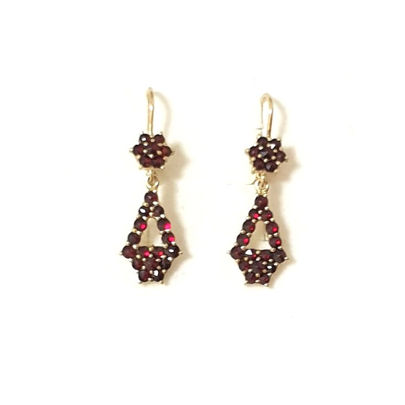 Stříbrné náušnice s granáty – pozlacené